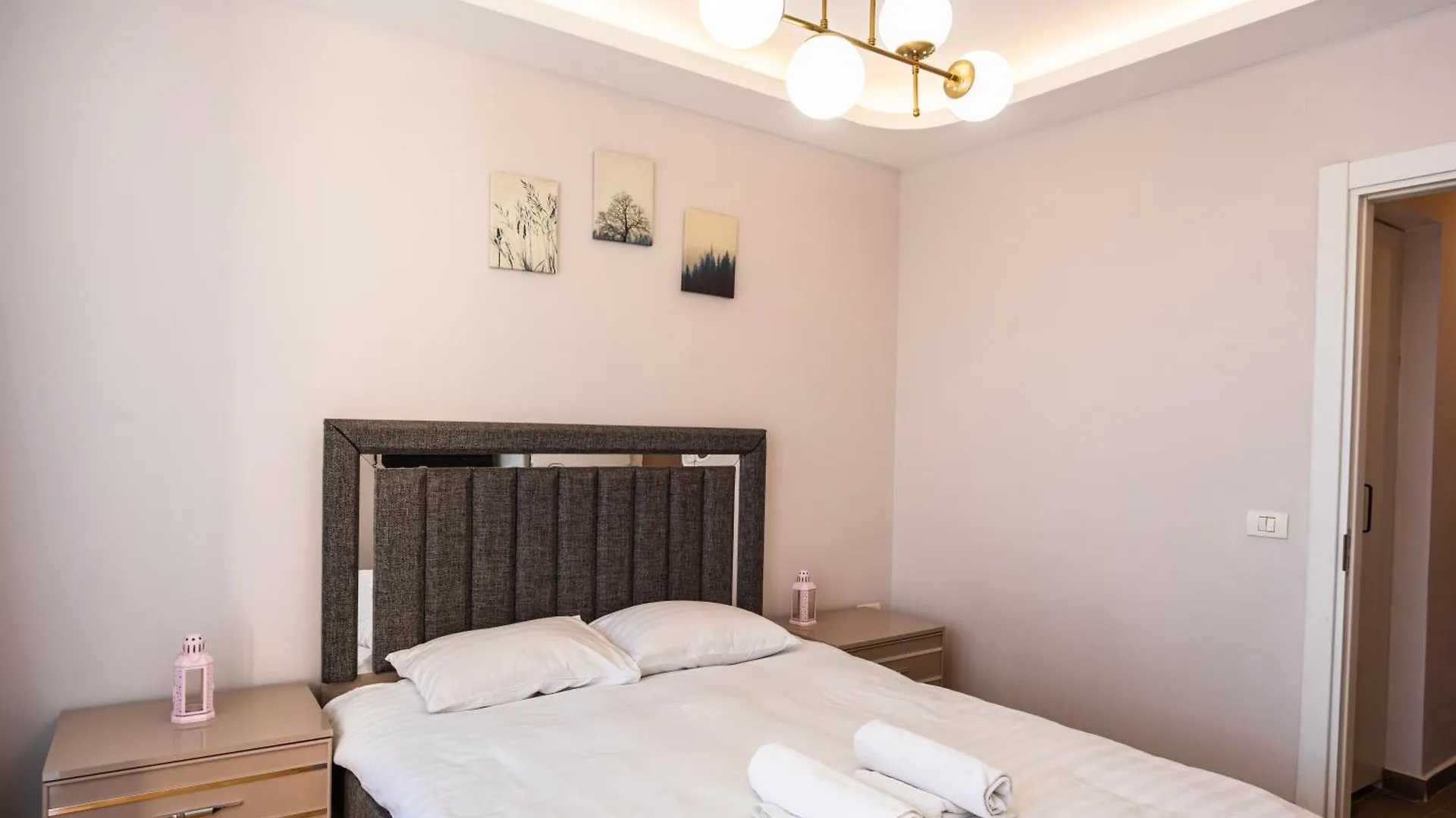 Central Accommodation On Magheru Boulevard Bucharest 0*,