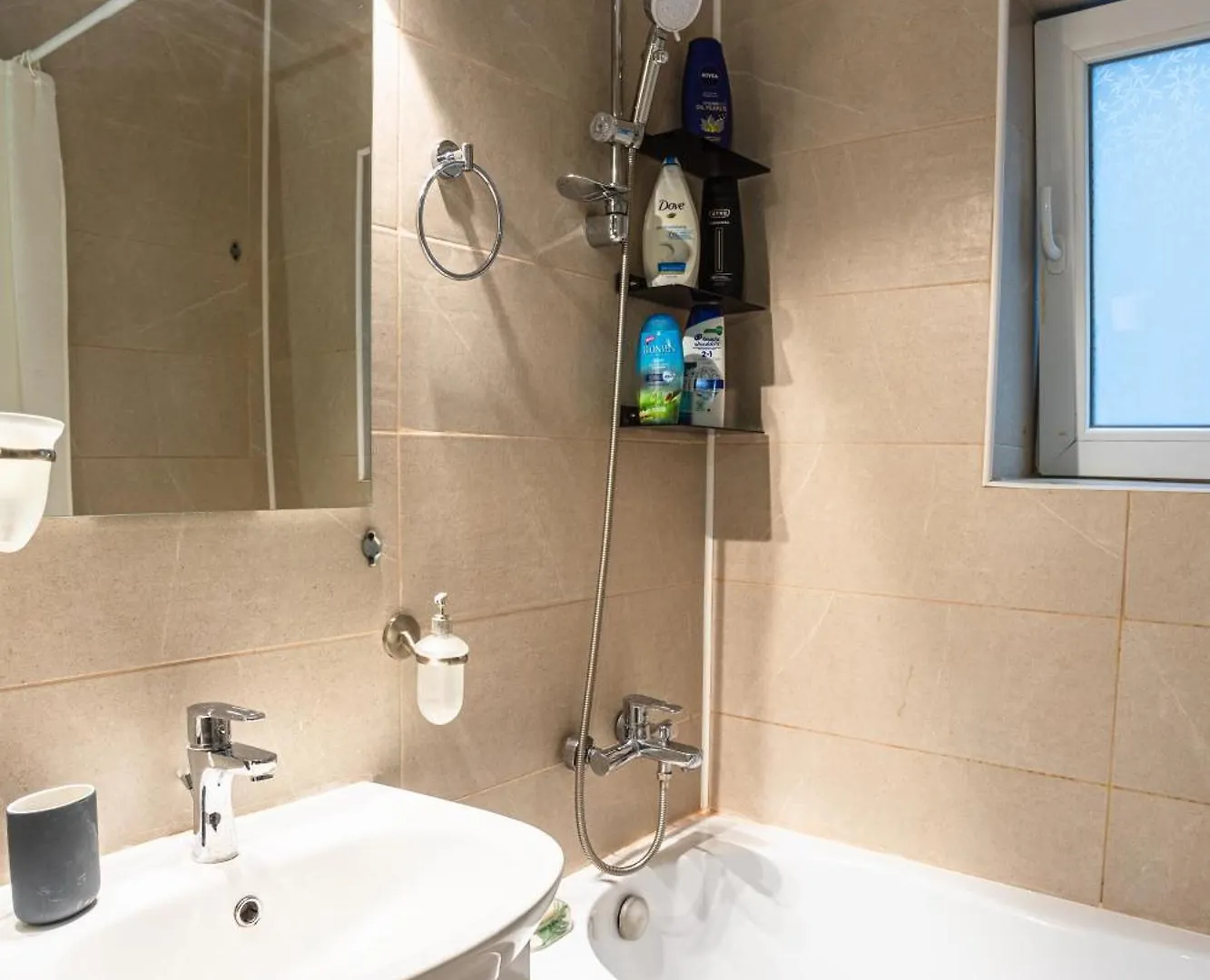 Central Accommodation On Magheru Boulevard Bucarest